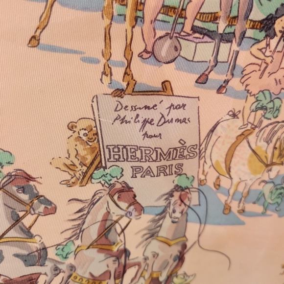Vintage HERMÈS Cirque Molier silk scarf - Picture 3 of 11